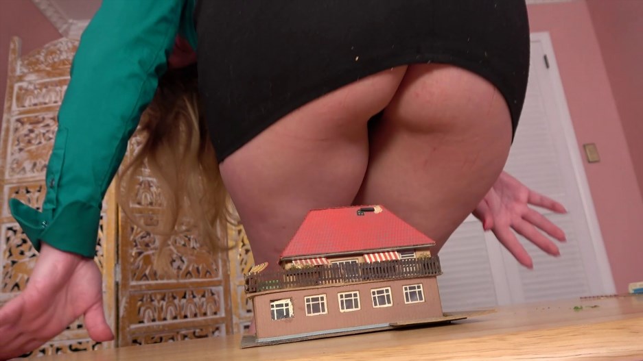 Velvets Fantasies - The Destruction of Benchton - Giantess Butt Crush with Jacquelyn Velvets Velvets Fantasies - The Destruction of Benchton - Giantess Butt Crush with Jacquelyn Velvets